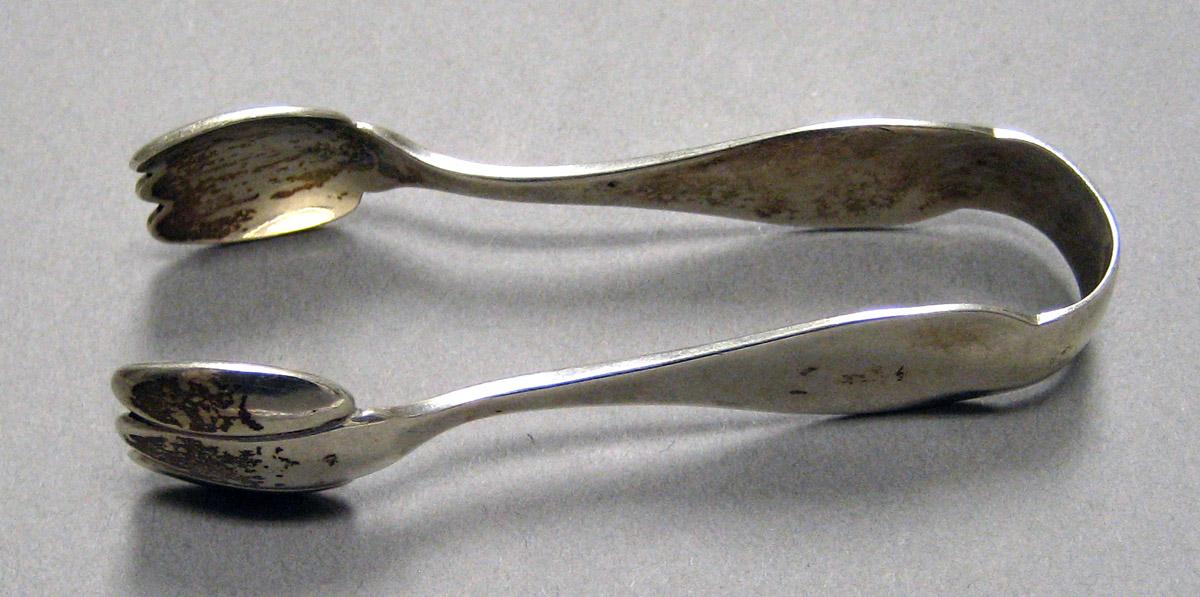 1998.0004.4043 Silver Tongs view 1