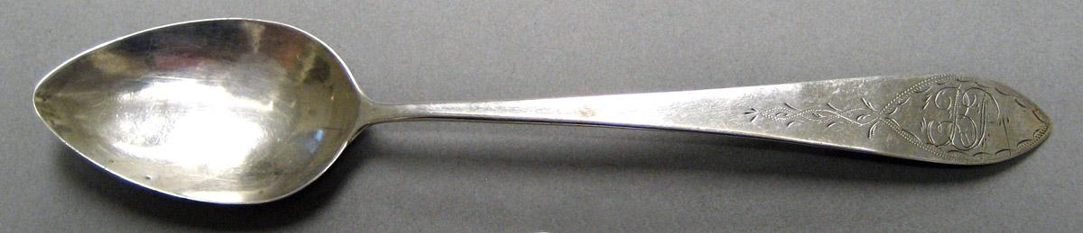 1998.0004.4045.001 Silver Spoon upper surface