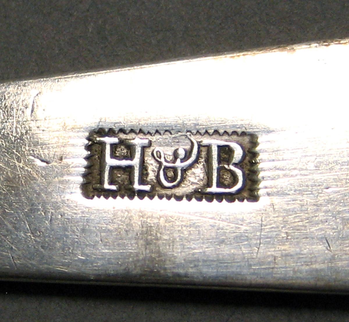 1998.0004.4045.002 Silver Spoon mark