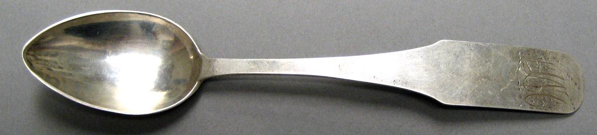 1998.0004.4047.001 Silver Spoon upper surface