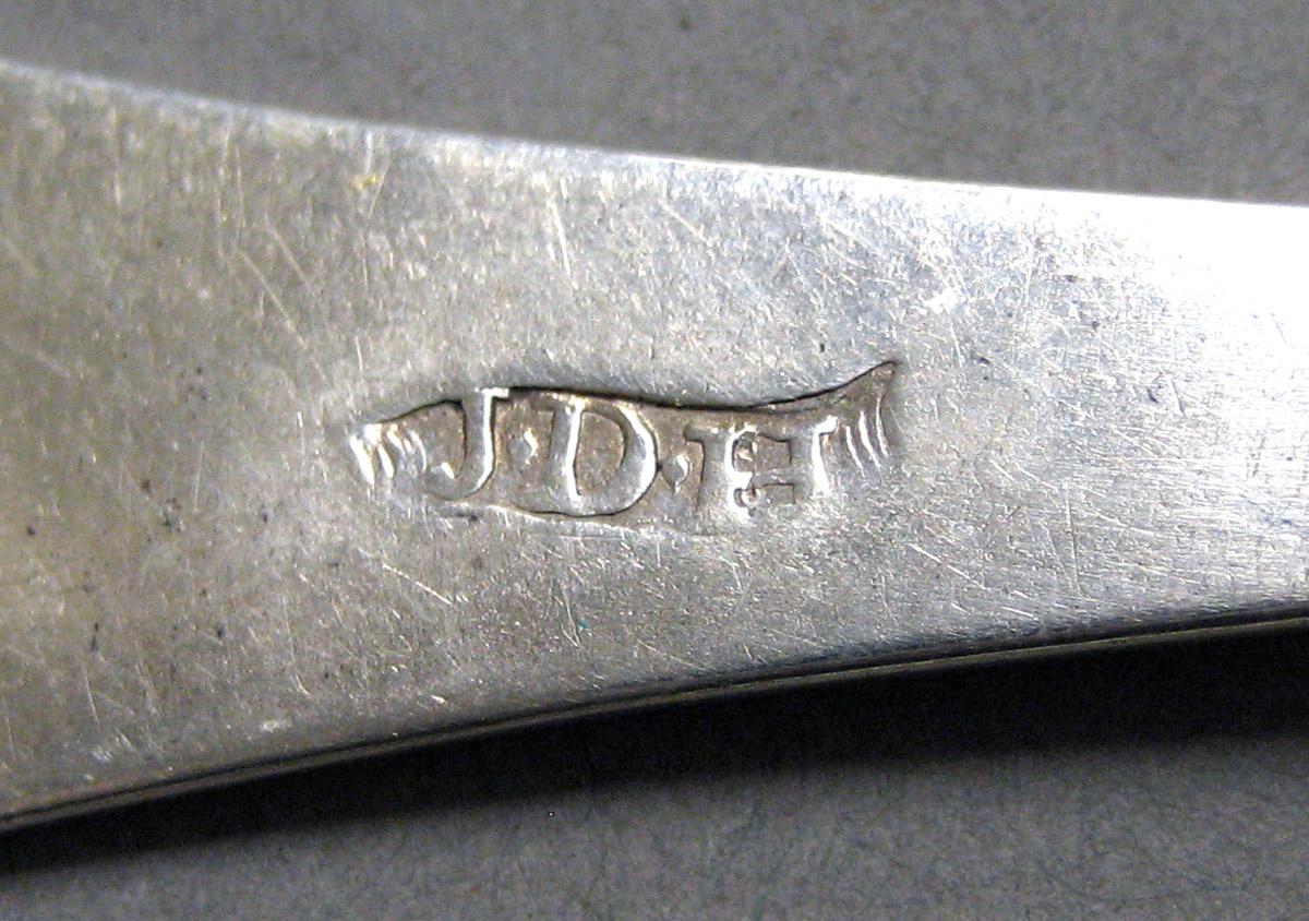1998.0004.4047.003 Silver Spoon mark