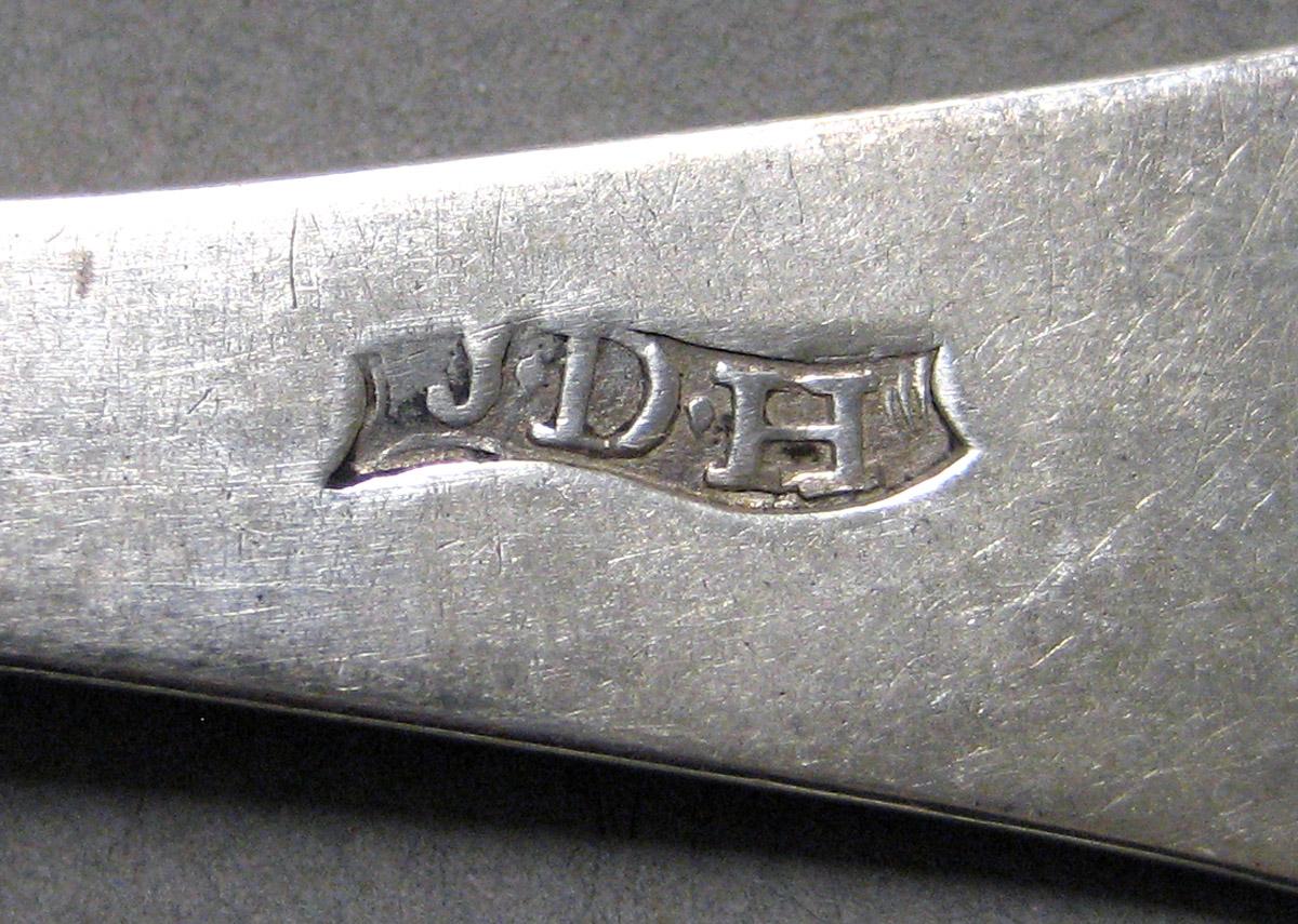 1998.0004.4047.006 Silver Spoon mark