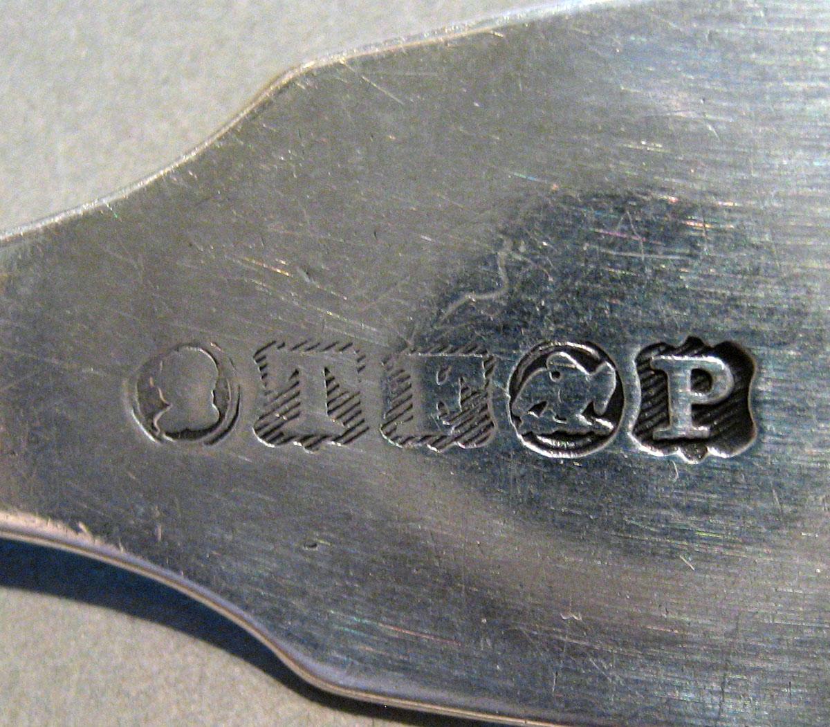 1998.0004.404 Silver Spoon mark