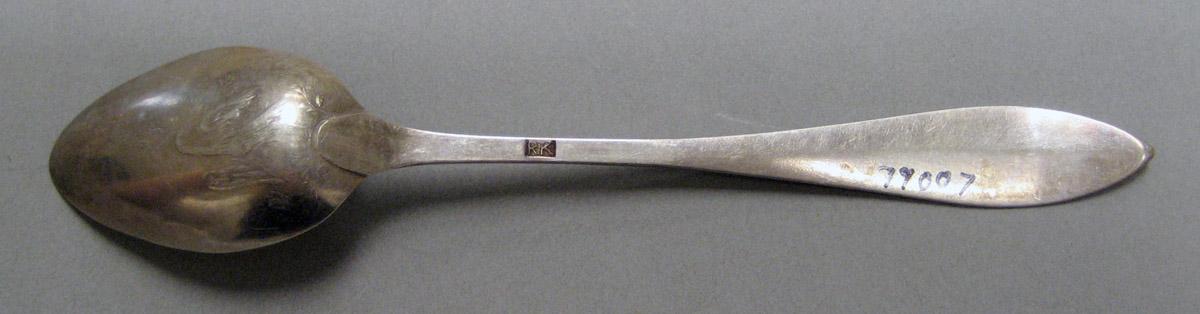 1998.0004.4053.003 Silver Spoon underside