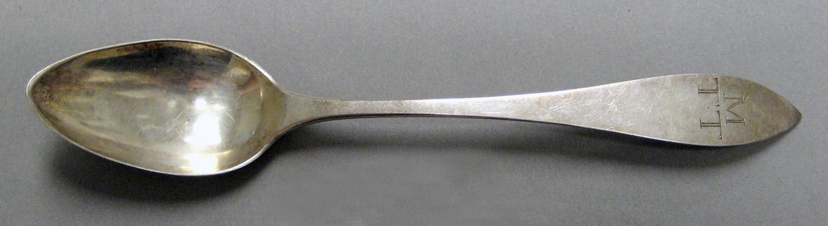 1998.0004.4053.004 Silver Spoon upper surface