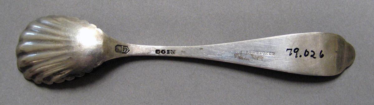 1998.0004.4059 Silver Spoon underside