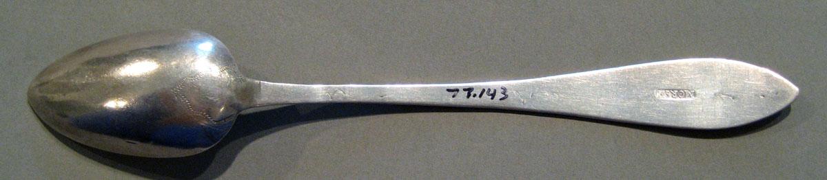 1998.0004.409 Silver Spoon underside