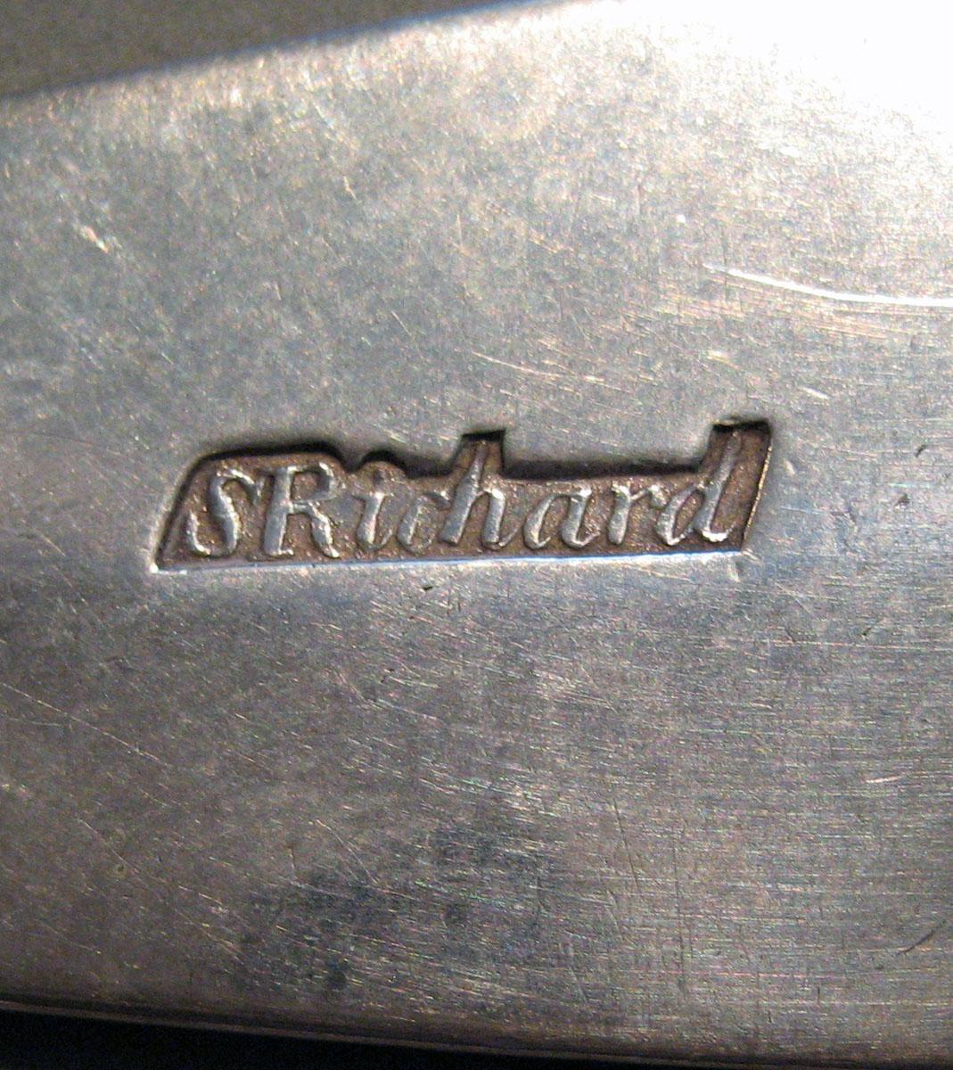 1998.0004.420 Silver Spoon mark