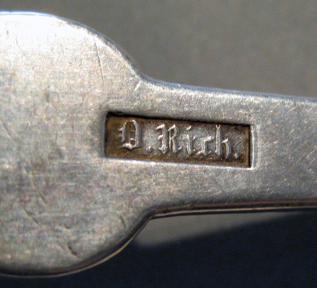 1998.0004.425.001 Silver Spoon mark 1