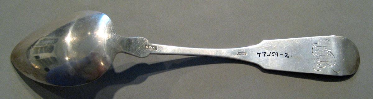 1998.0004.425.002 Silver Spoon underside