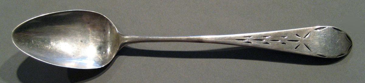 1998.0004.427 Silver Spoon upper surface