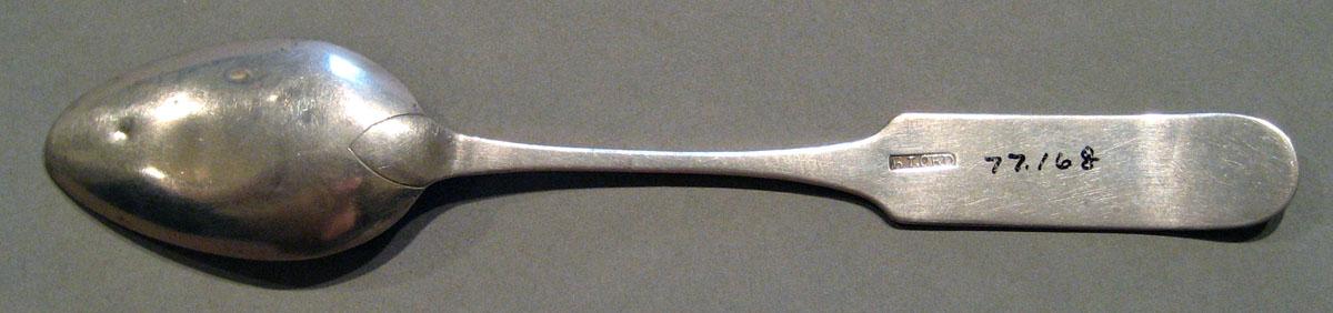 1998.0004.433.001 Silver Spoon underside