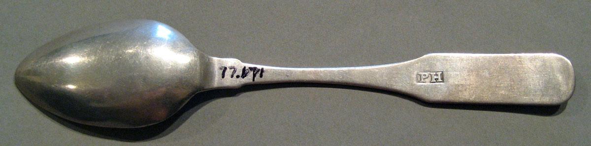 1998.0004.436.001 Silver Spoon underside