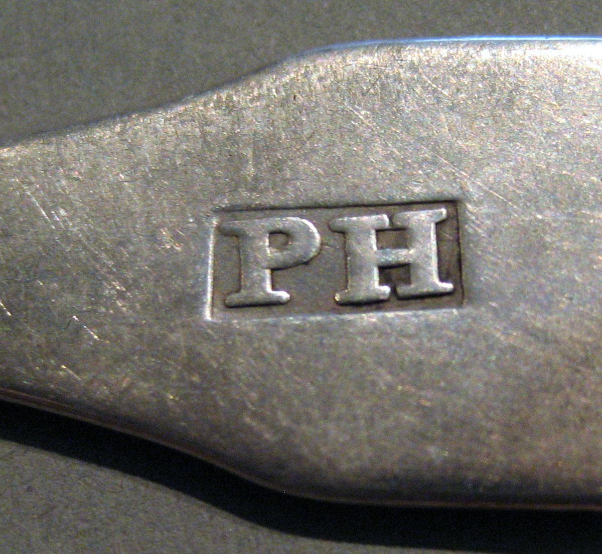 1998.0004.436.001 Silver Spoon mark