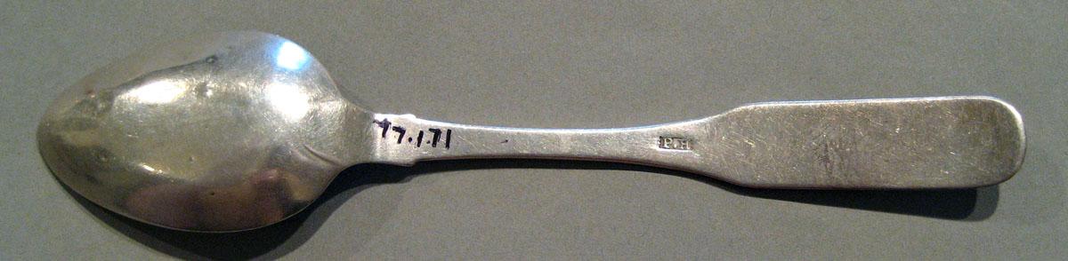 1998.0004.436.002 Silver Spoon underside
