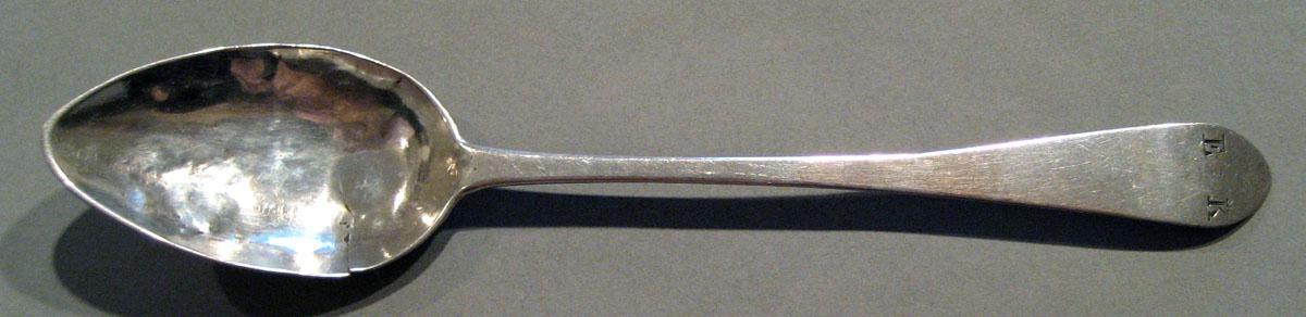 1998.0004.438 Silver Spoon upper surface