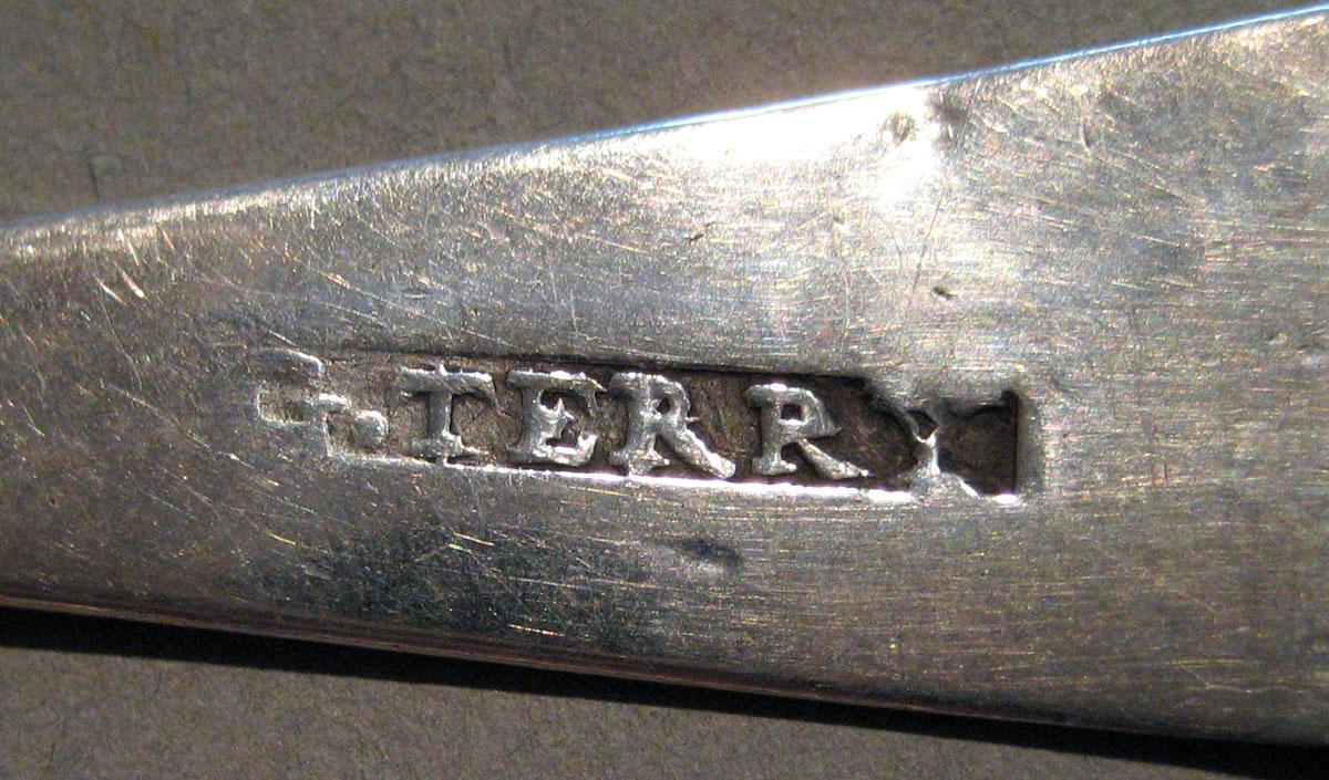 1998.0004.439 Silver Spoon mark