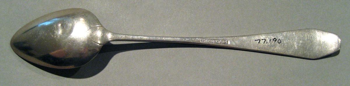 1998.0004.454 Silver Spoon underside