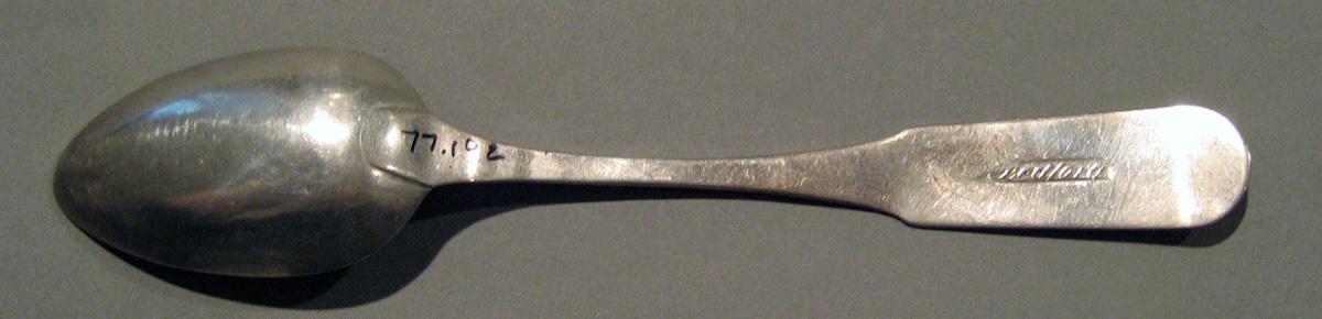 1998.0004.456.002 Silver Spoon underside