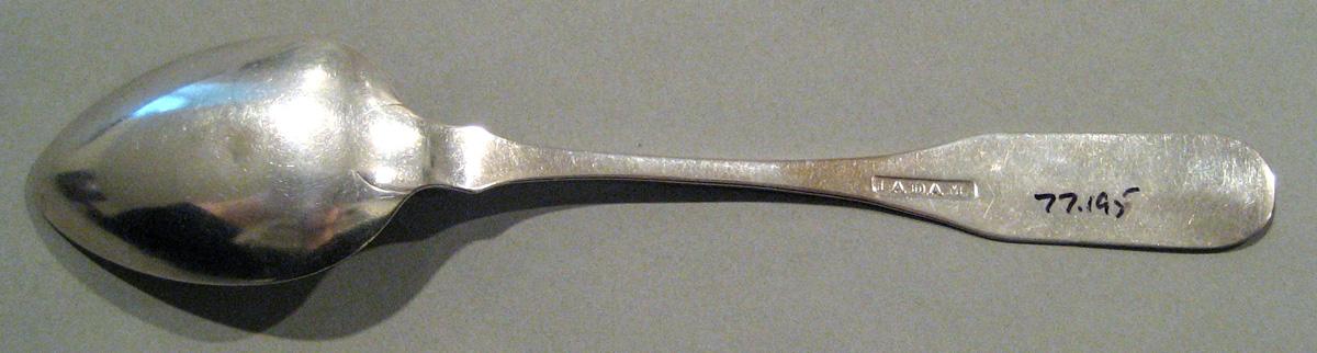 1998.0004.459.001 Silver Spoon underside
