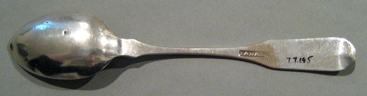 1998.0004.459.002 Silver Spoon underside
