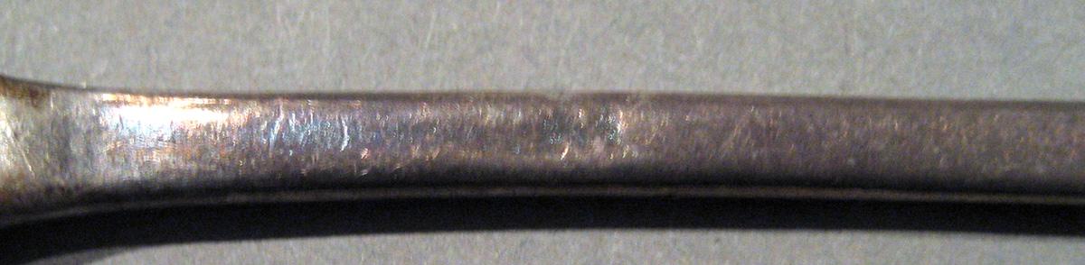 1998.0004.464 Silver Spoon mark