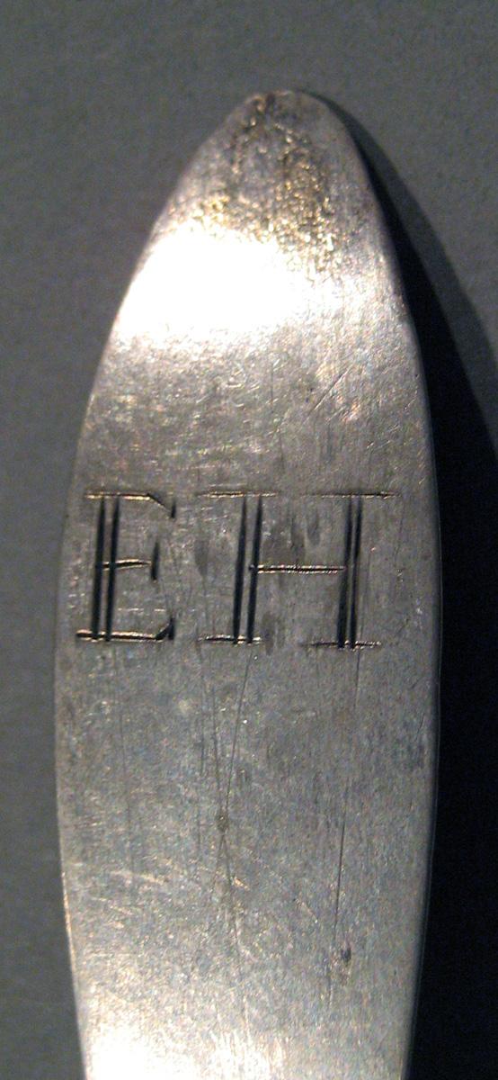 1998.0004.465.001 Silver Spoon engraving