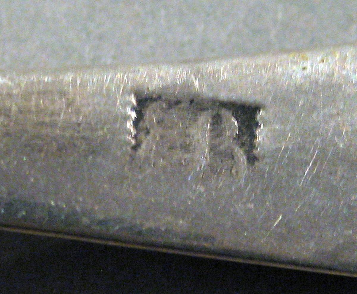 1998.0004.465.001 Silver Spoon mark