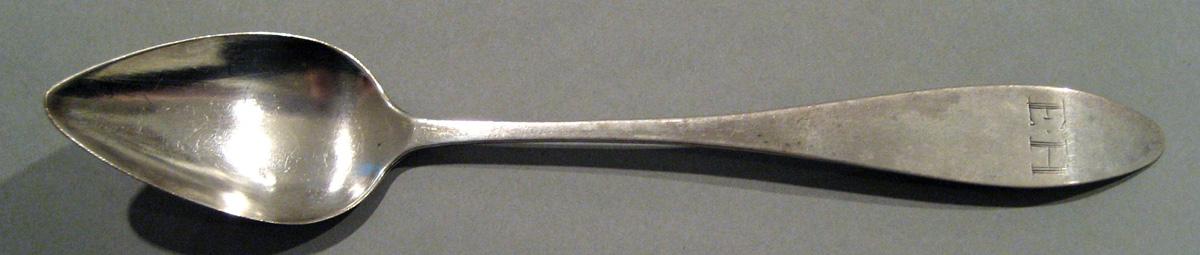 1998.0004.465.002 Silver Spoon upper surface