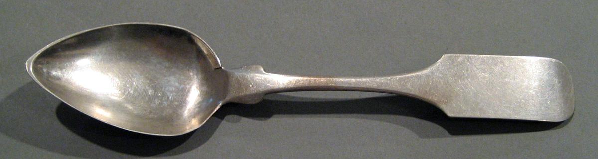 1998.0004.470 Silver Spoon upper surface