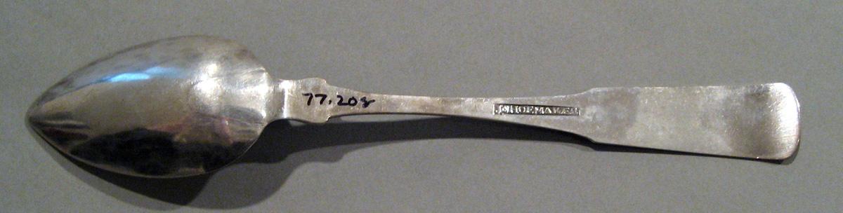 1998.0004.471 Silver Spoon underside