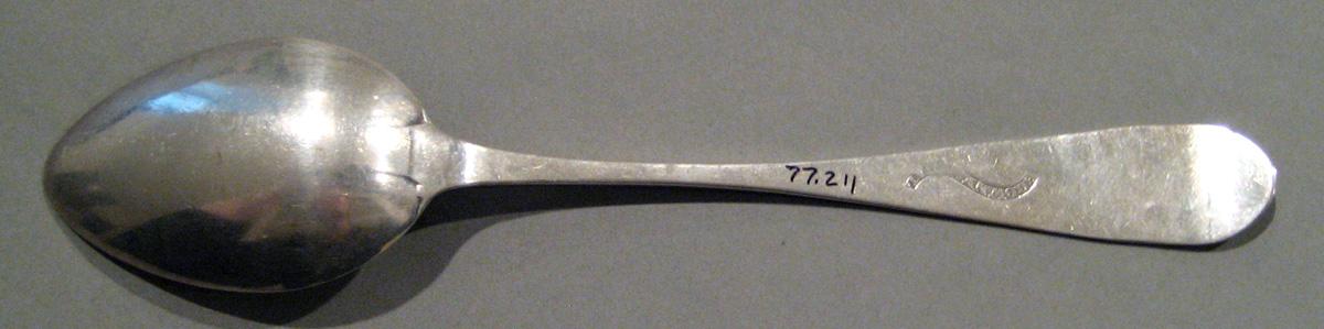 1998.0004.474.002 Silver Spoon underside