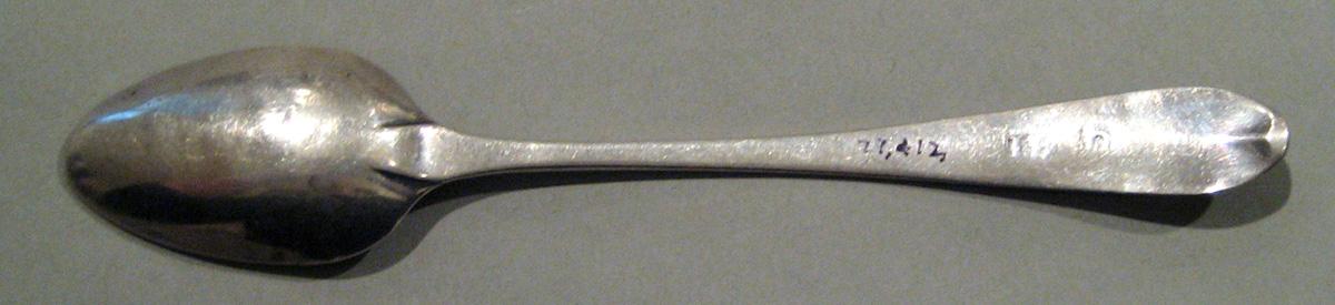 1998.0004.475 Silver Spoon underside
