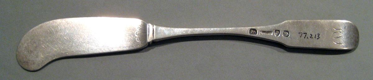1998.0004.476 Silver Knife side 2