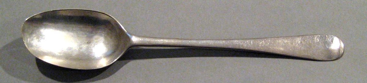 1998.0004.482 Silver Spoon upper surface