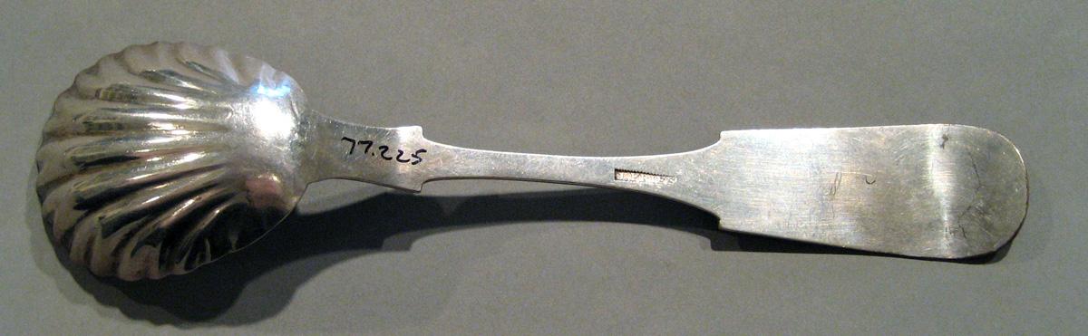 1998.0004.488 Silver Spoon underside