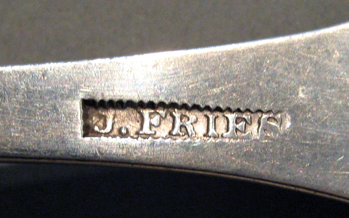 1998.0004.488 Silver Spoon mark