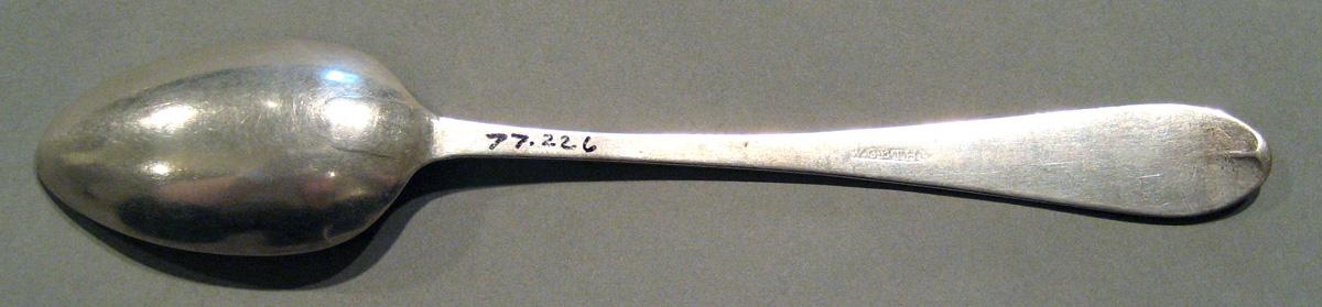 1998.0004.489 Silver Spoon underside