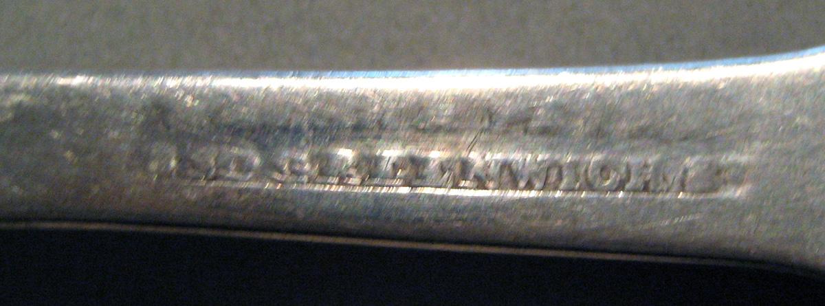 1998.0004.493 Silver Spoon mark