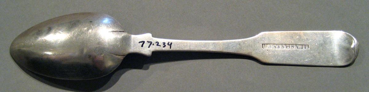1998.0004.497 Silver Spoon underside