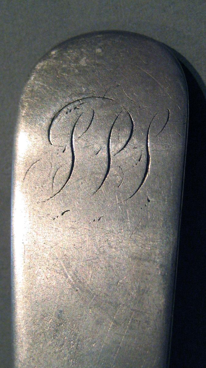 1998.0004.499.002 Silver Spoon engraving
