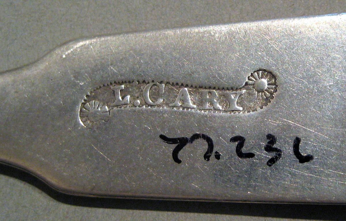 1998.0004.499.002 Silver Spoon mark
