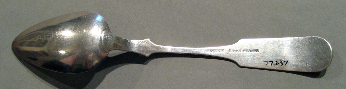 1998.0004.500 Silver Spoon underside