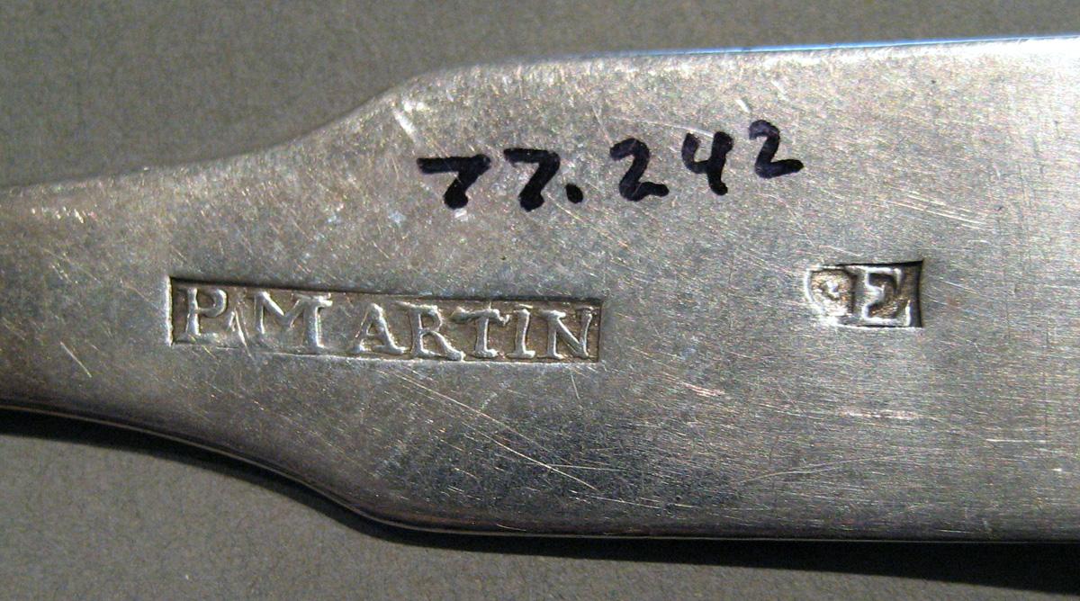 1998.0004.505.001 Silver Spoon marks