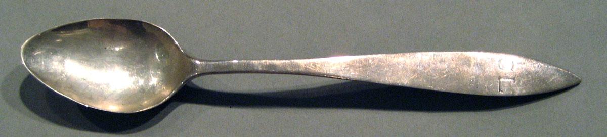 1998.0004.520 Silver Spoon upper surface