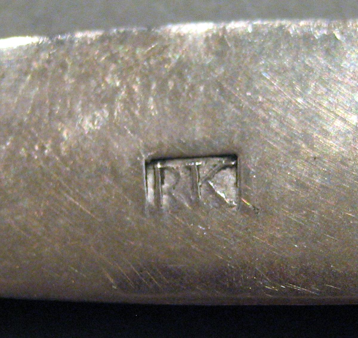 1998.0004.520 Silver Spoon mark