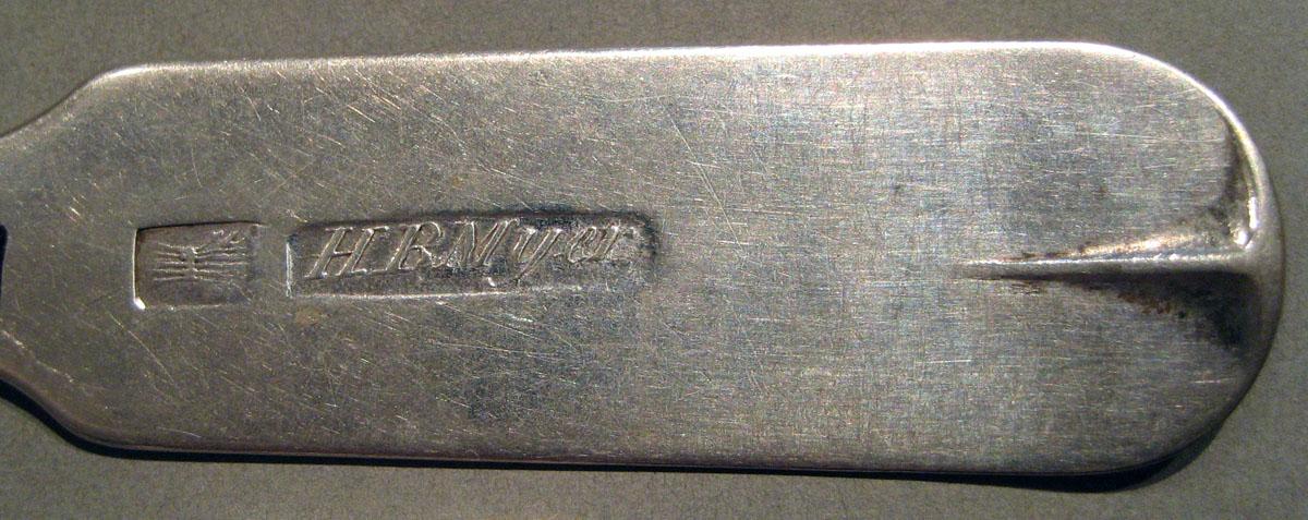 1998.0004.522 Silver Spoon mark