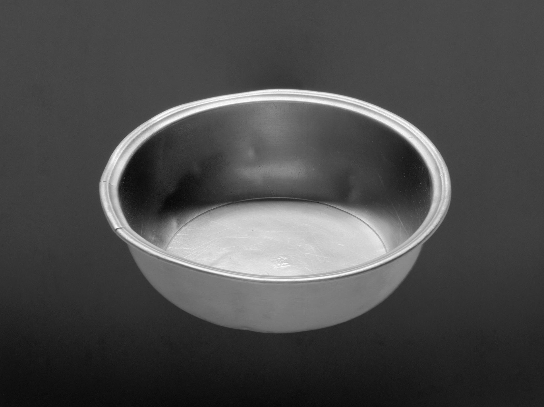 1958.0651 Pewter basin