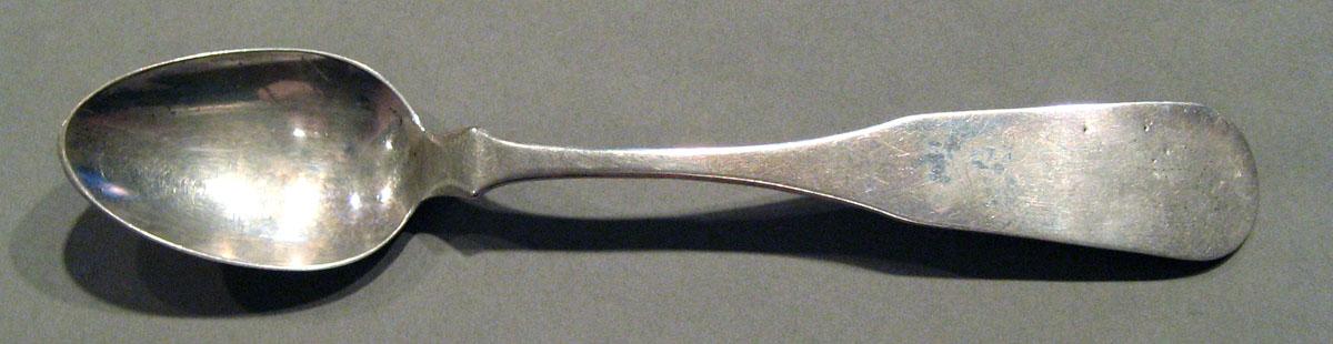 1998.0004.525 Silver Spoon upper surface