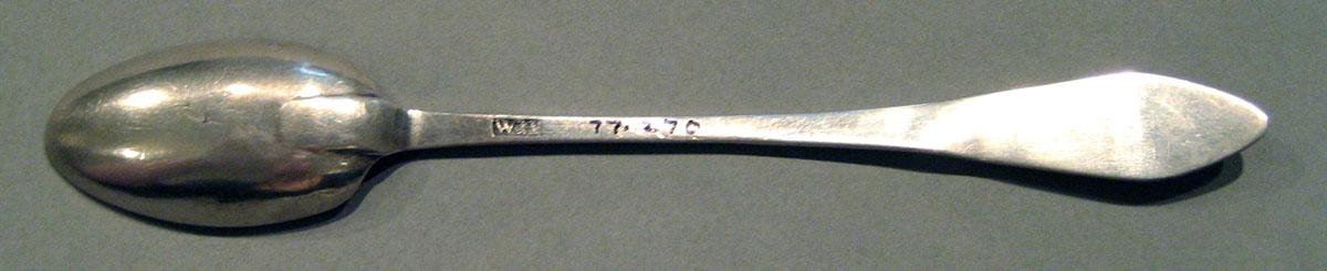 1998.0004.533 Silver Spoon underside